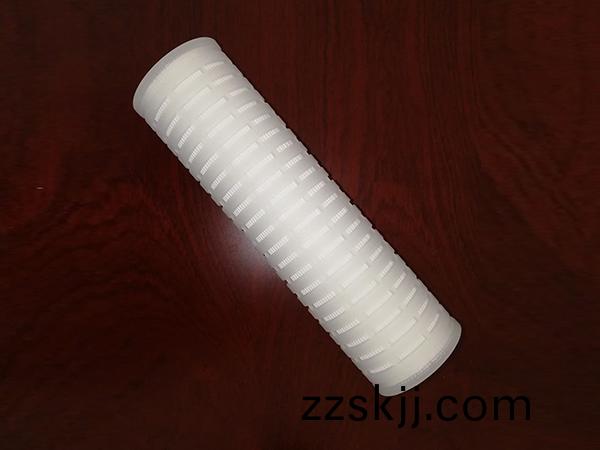 聚(ju)丙烯折(zhe)叠(die)滤芯系(xi)列